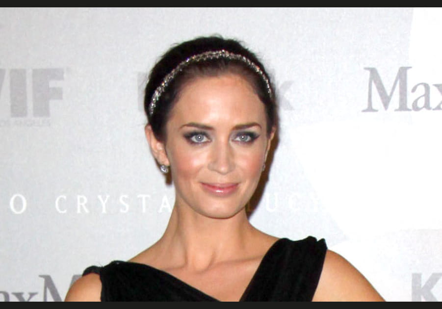 Le headband d'Emily Blunt
