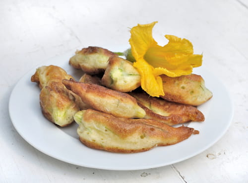 Beignets de fleurs de courgettes au persil