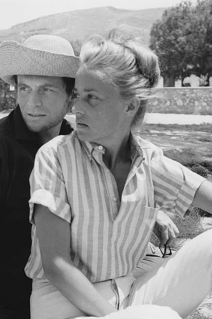 Jeanne Moreau en chemisette ray&eacute;e