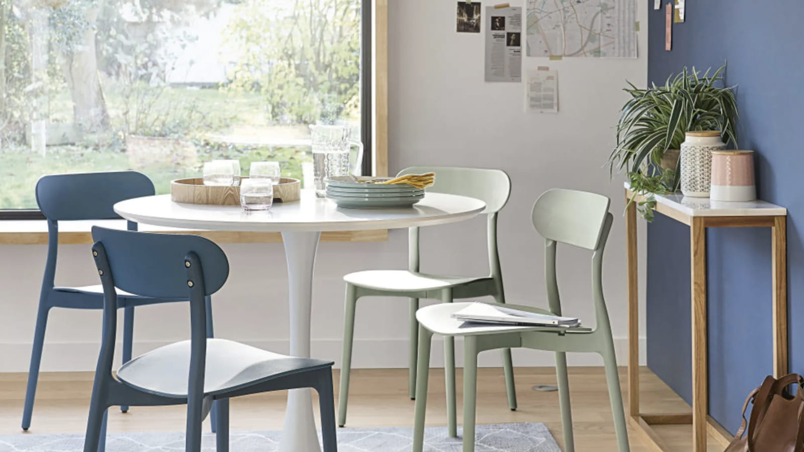 Chaise contemporaine