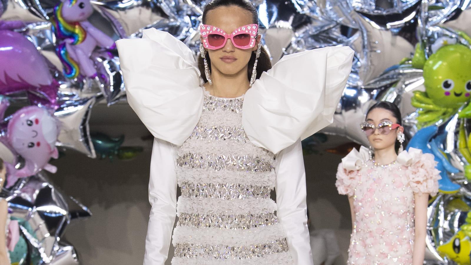 Look 24