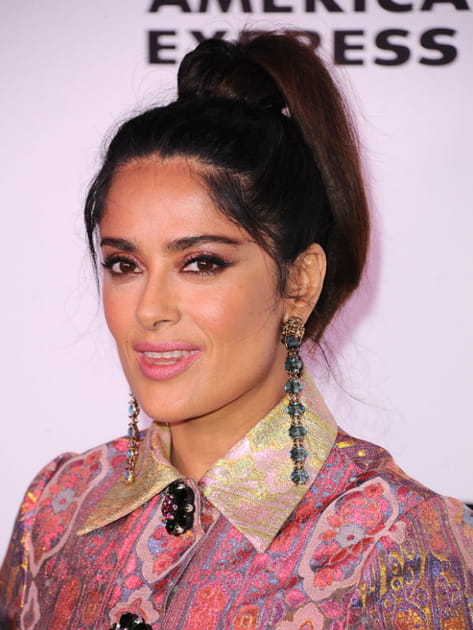 La queue-de-cheval bun de Salma Hayek