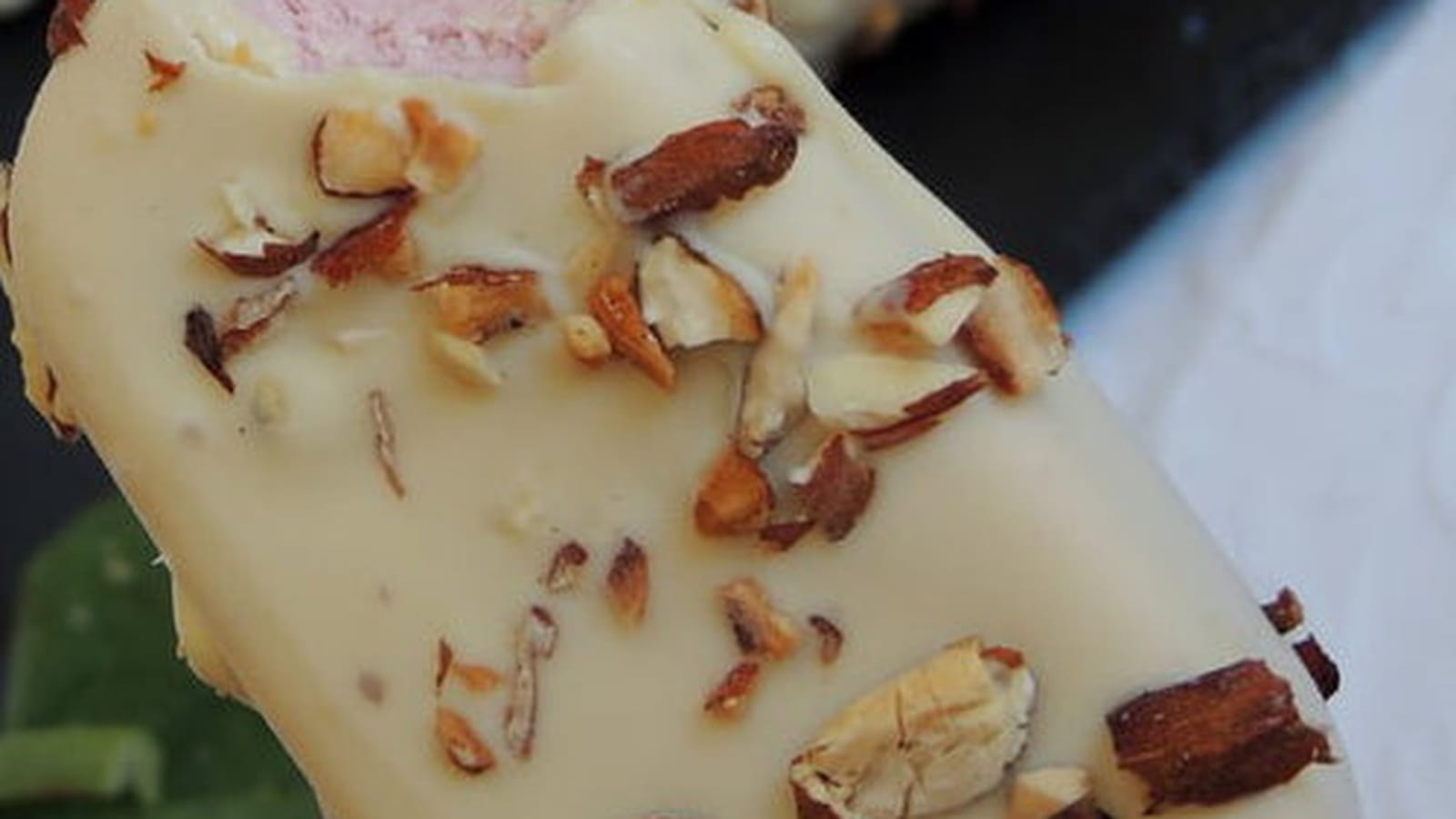 Esquimaux rhubarbe framboise  & chocolat blanc