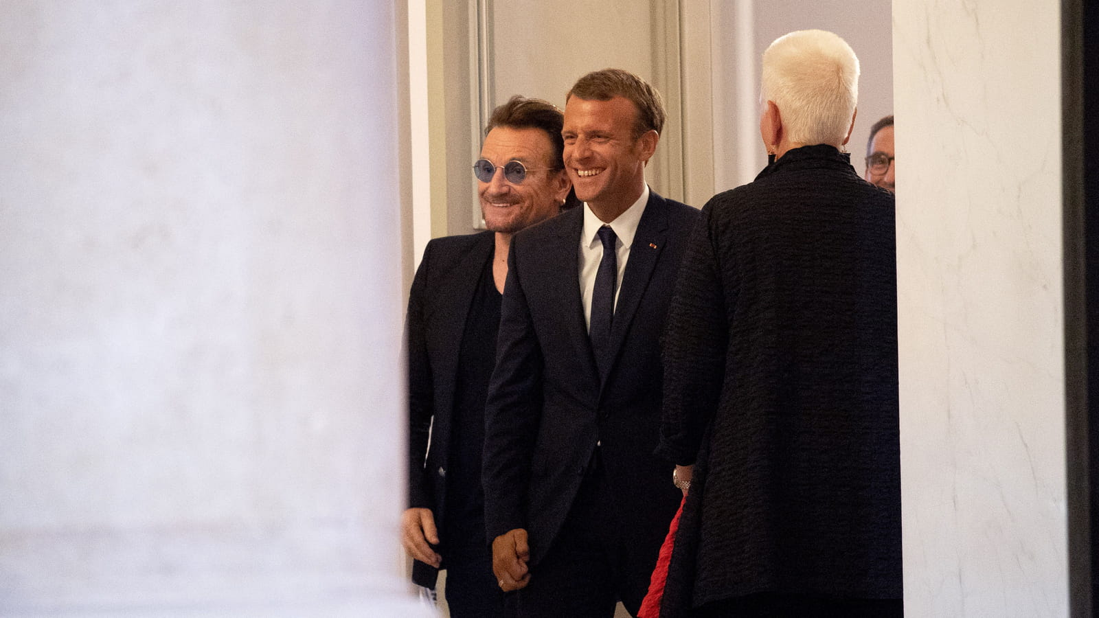 Emmanuel Macron, Bono