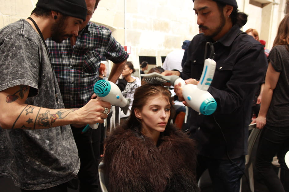 La pr&eacute;paration des cheveux