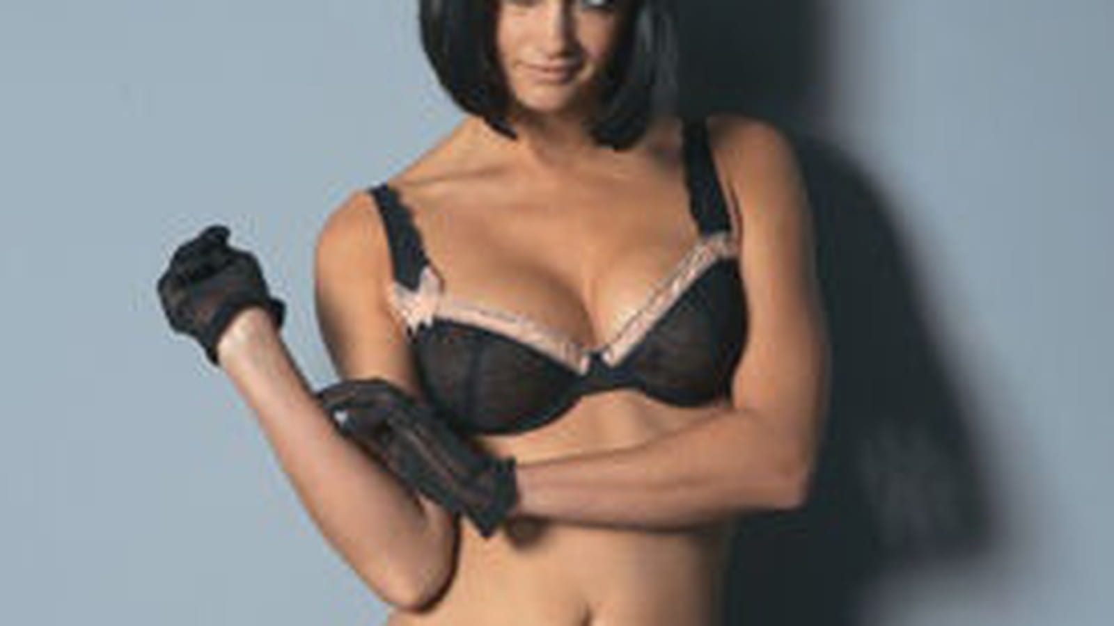 Ensemble dentelle noire des 3 Suisses