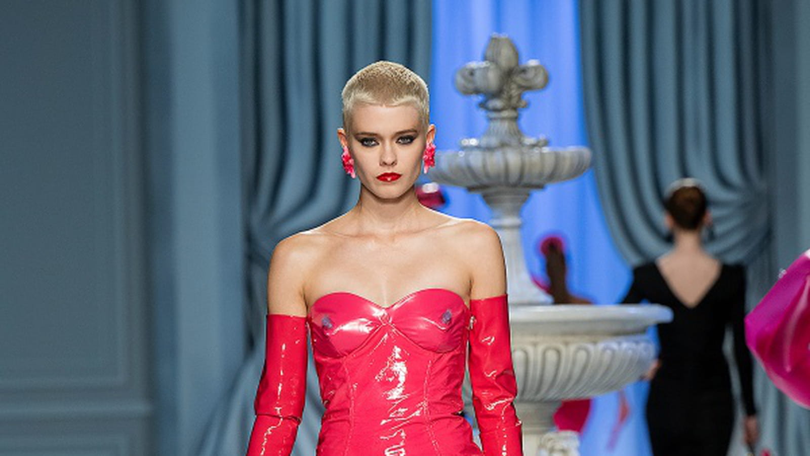 Look 50