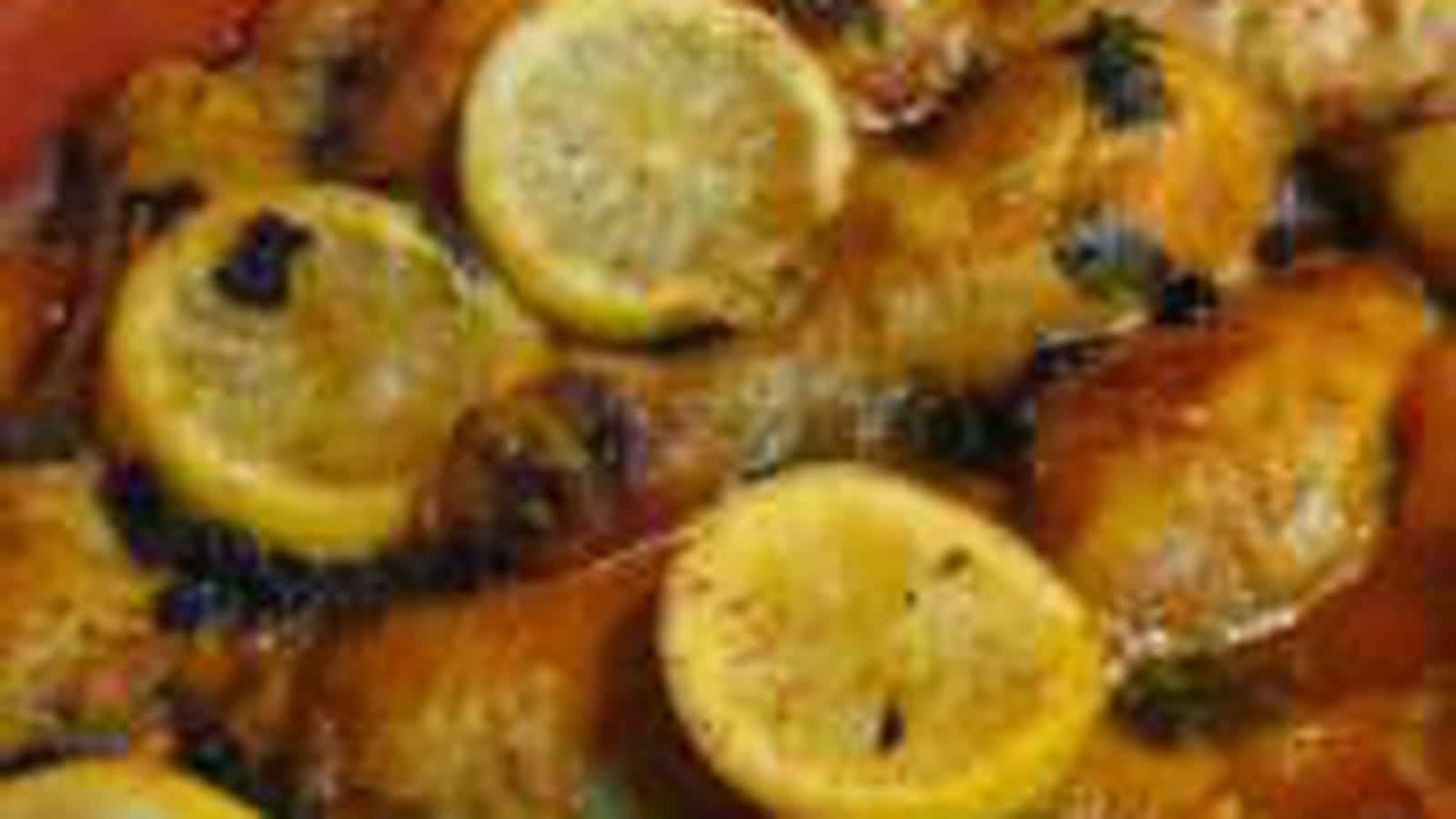 Tajine de poulet aux citrons confits et abricots