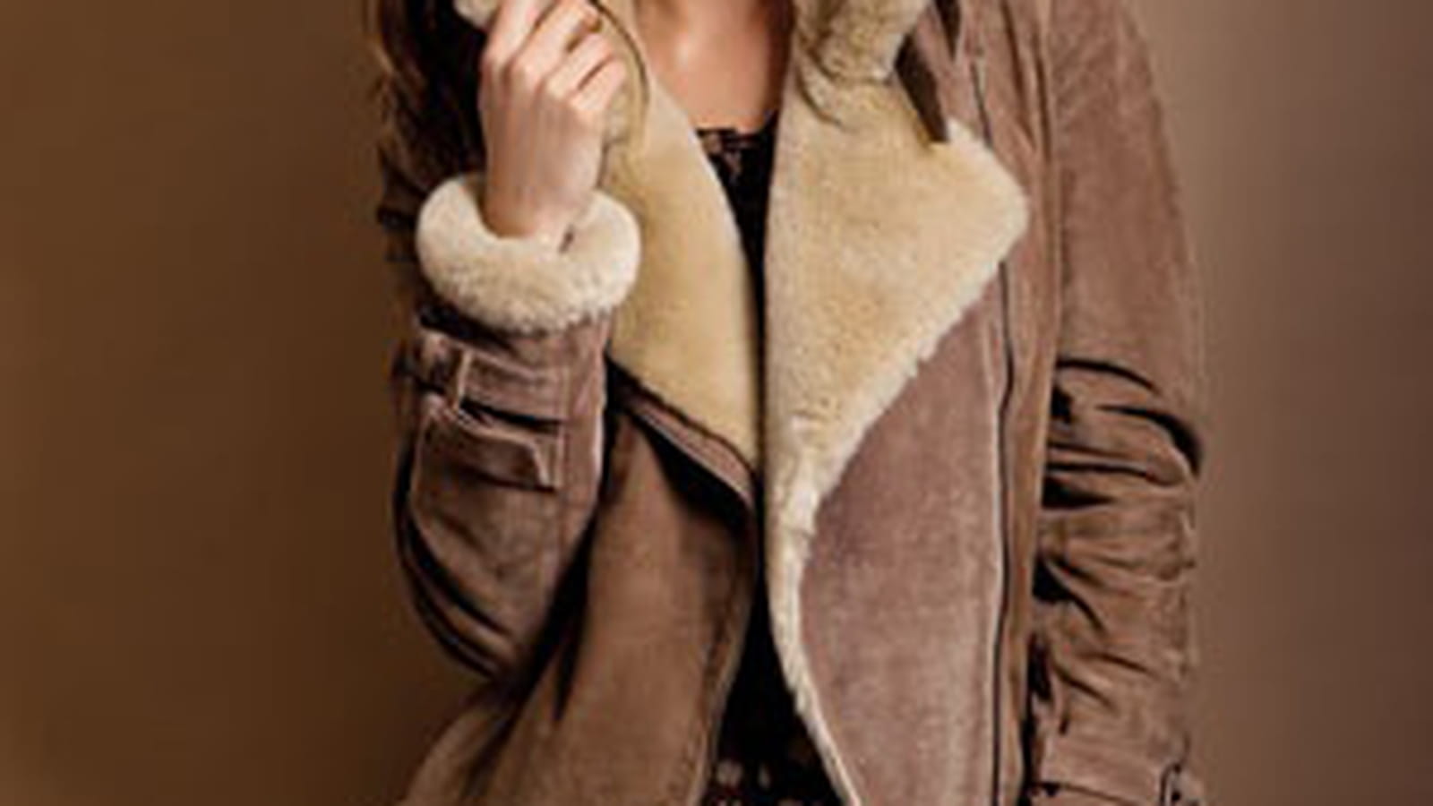 Manteau en cuir velours de U