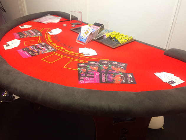 Une table de casino pour animer votre mariage