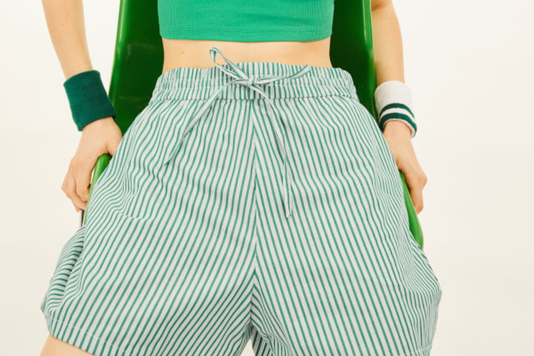 Short rayé vert