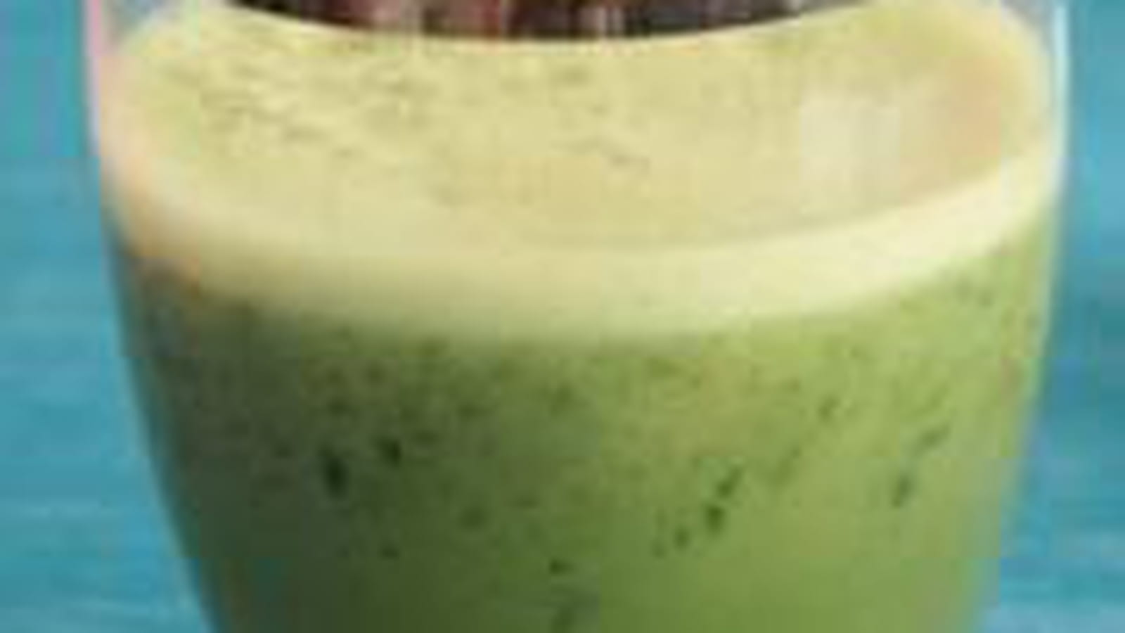 Smoothie menthe fraiche, concombre et ananas
