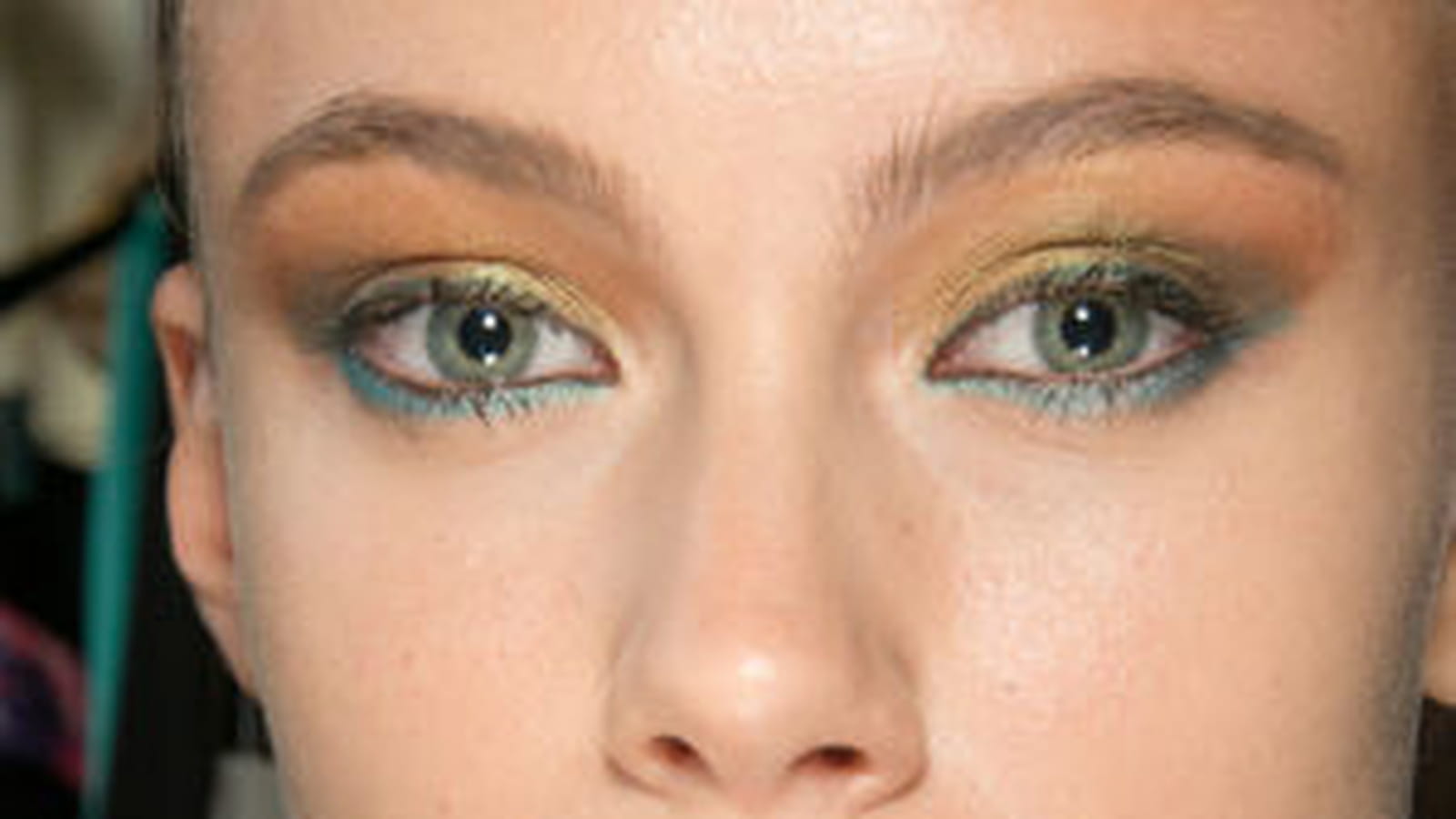 Le look beauté du défilé Fatima Lopes