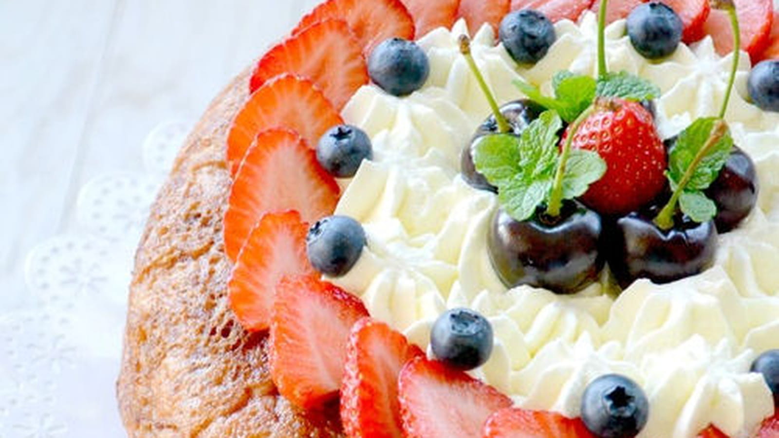Brioche aux fruits rouges façon baba