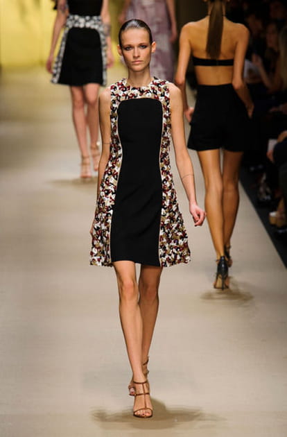 Le d&eacute;fil&eacute; Guy Laroche