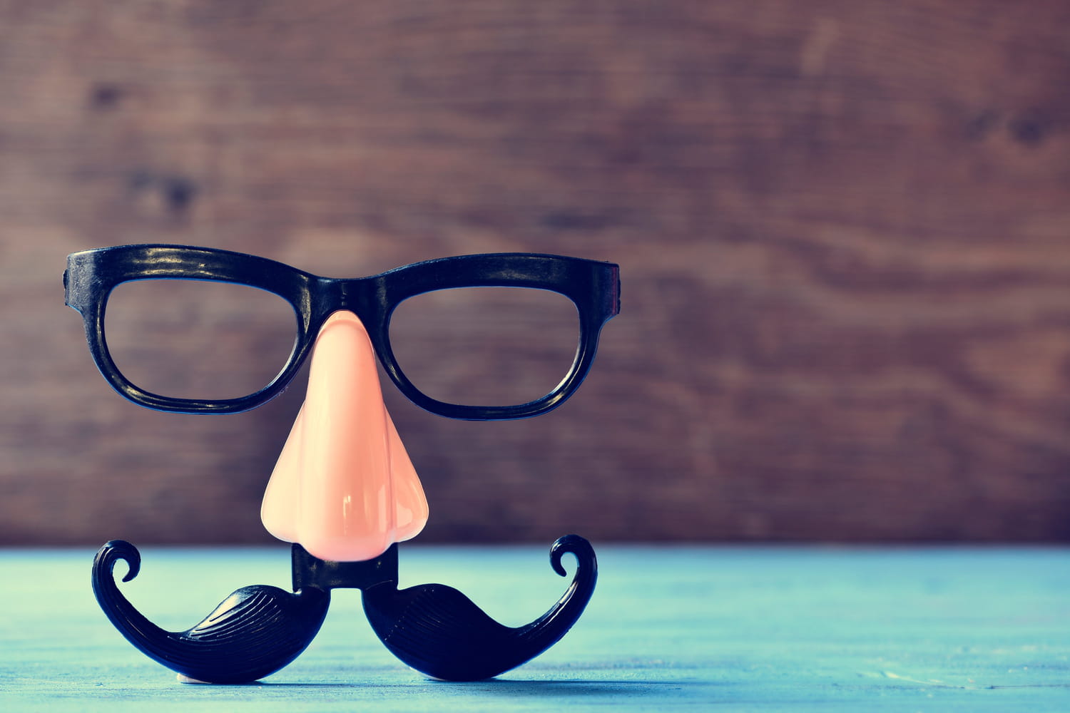 Movember : pourquoi se faire pousser la moustache ?