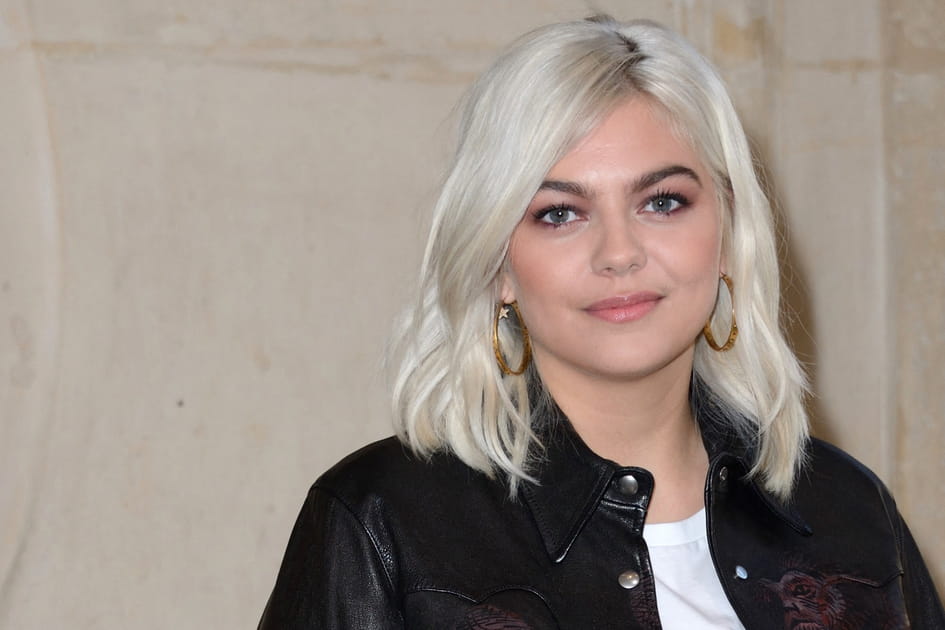 Le carr&eacute; wavy de Louane