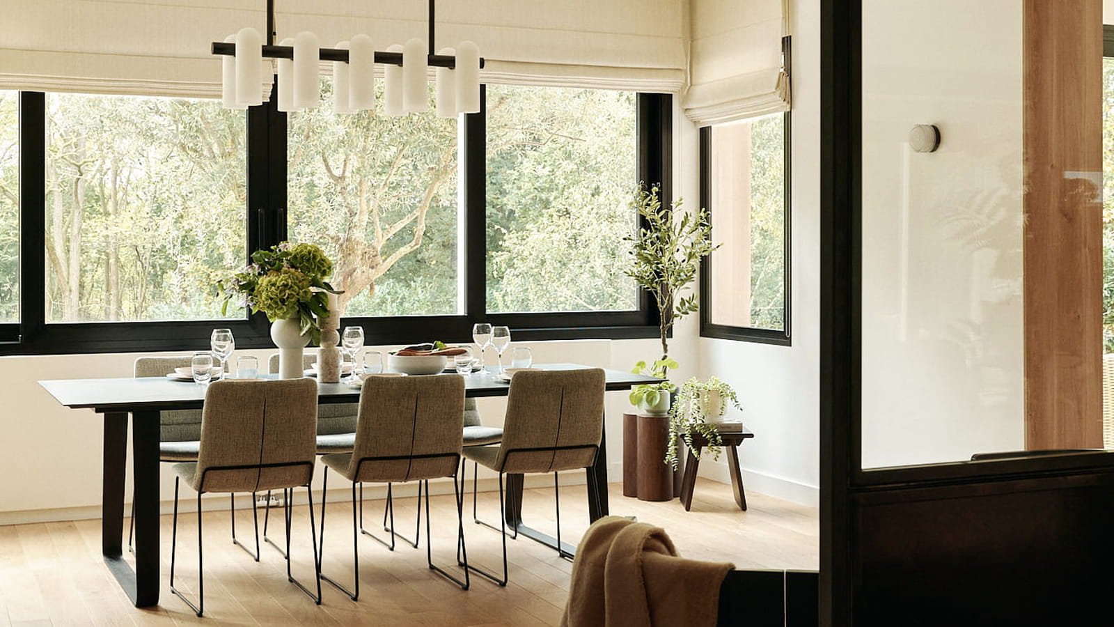 Salle à manger après