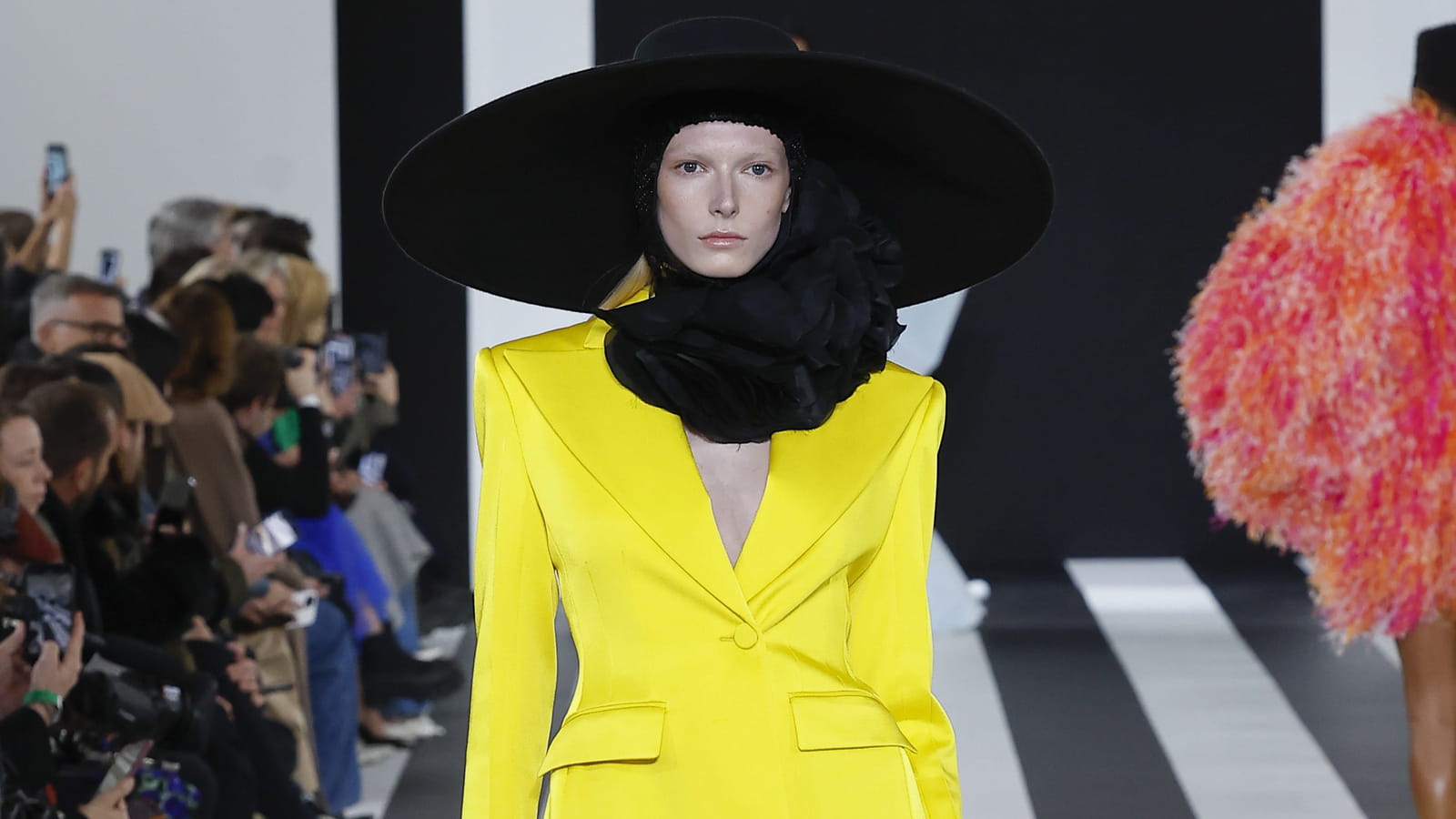Look 20