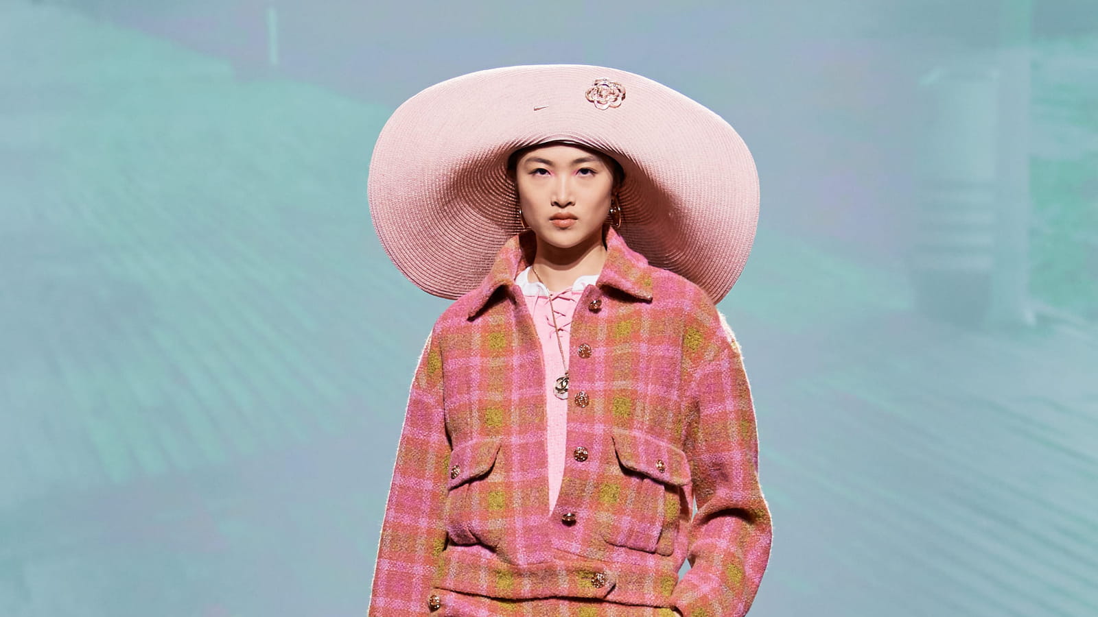 Look 42 du défilé Chanel