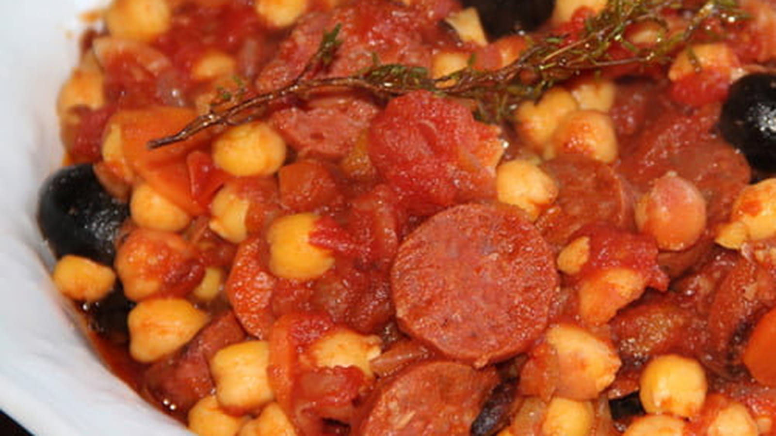 Cocotte de pois chiches au chorizo