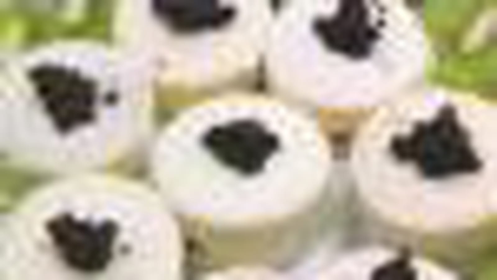 Petits flans à la sole et au caviar