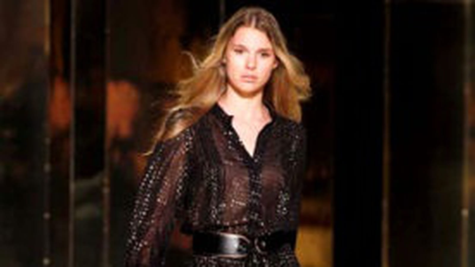 Robe à paillettes de Mango