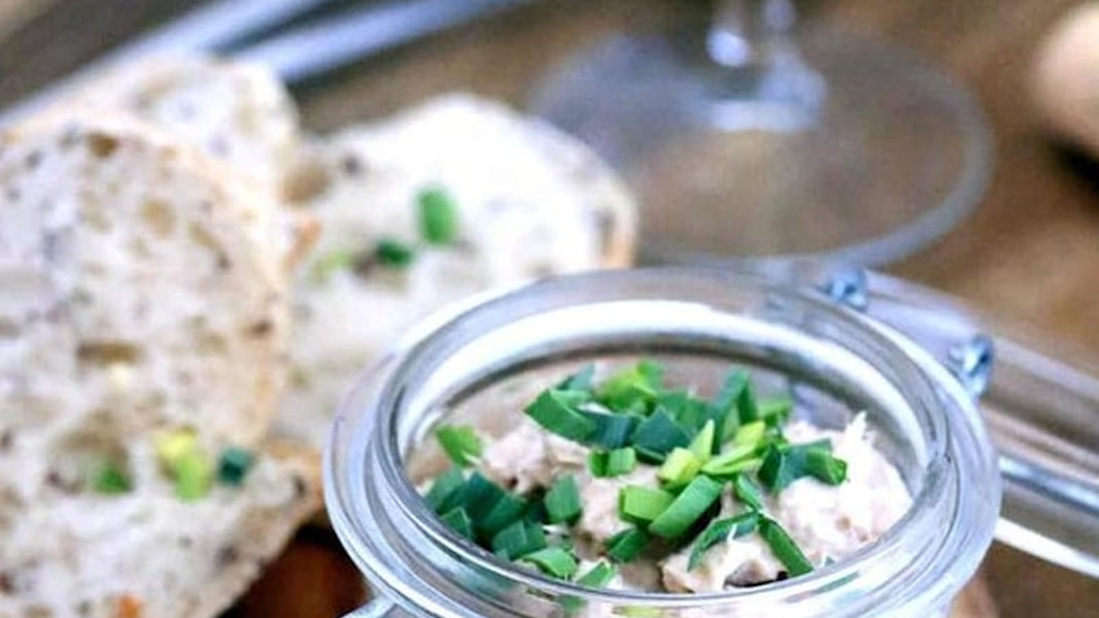 Rillettes de thon au vert du poireau
