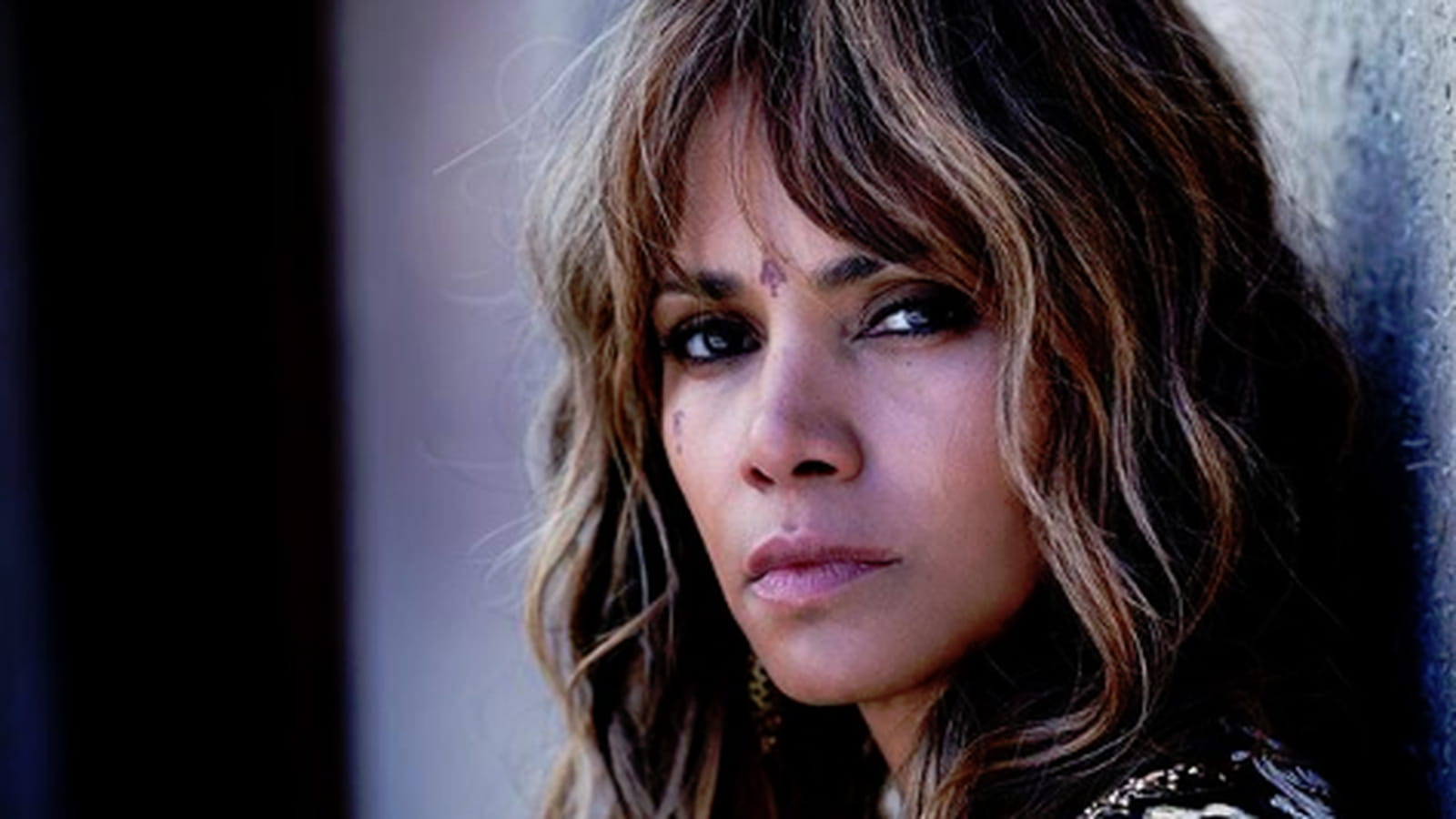 Halle Berry 