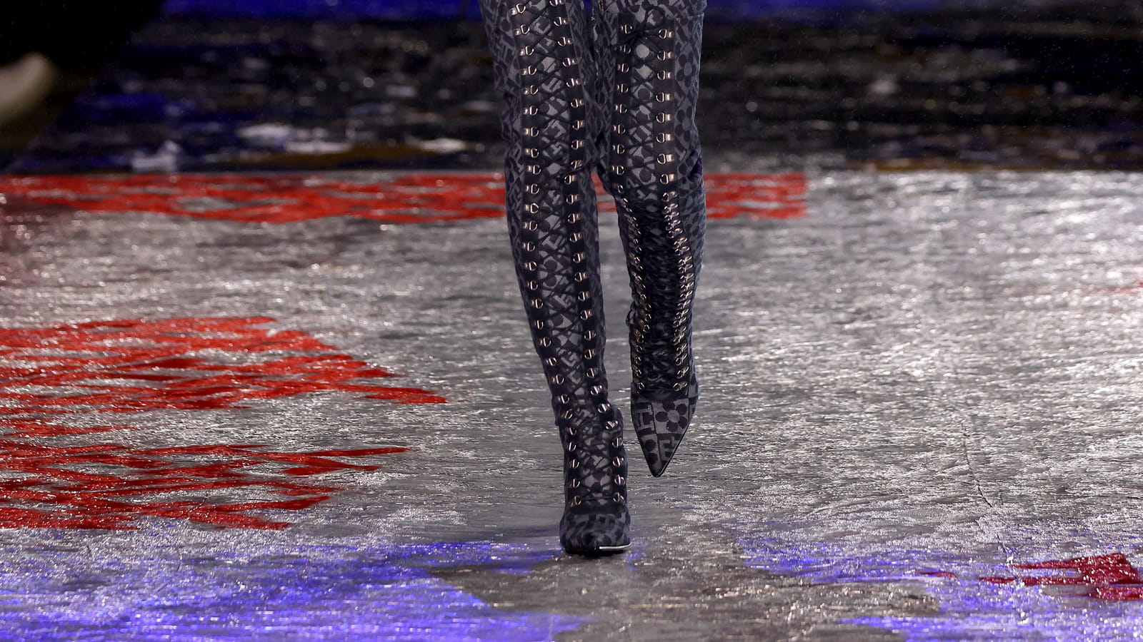  Look 79