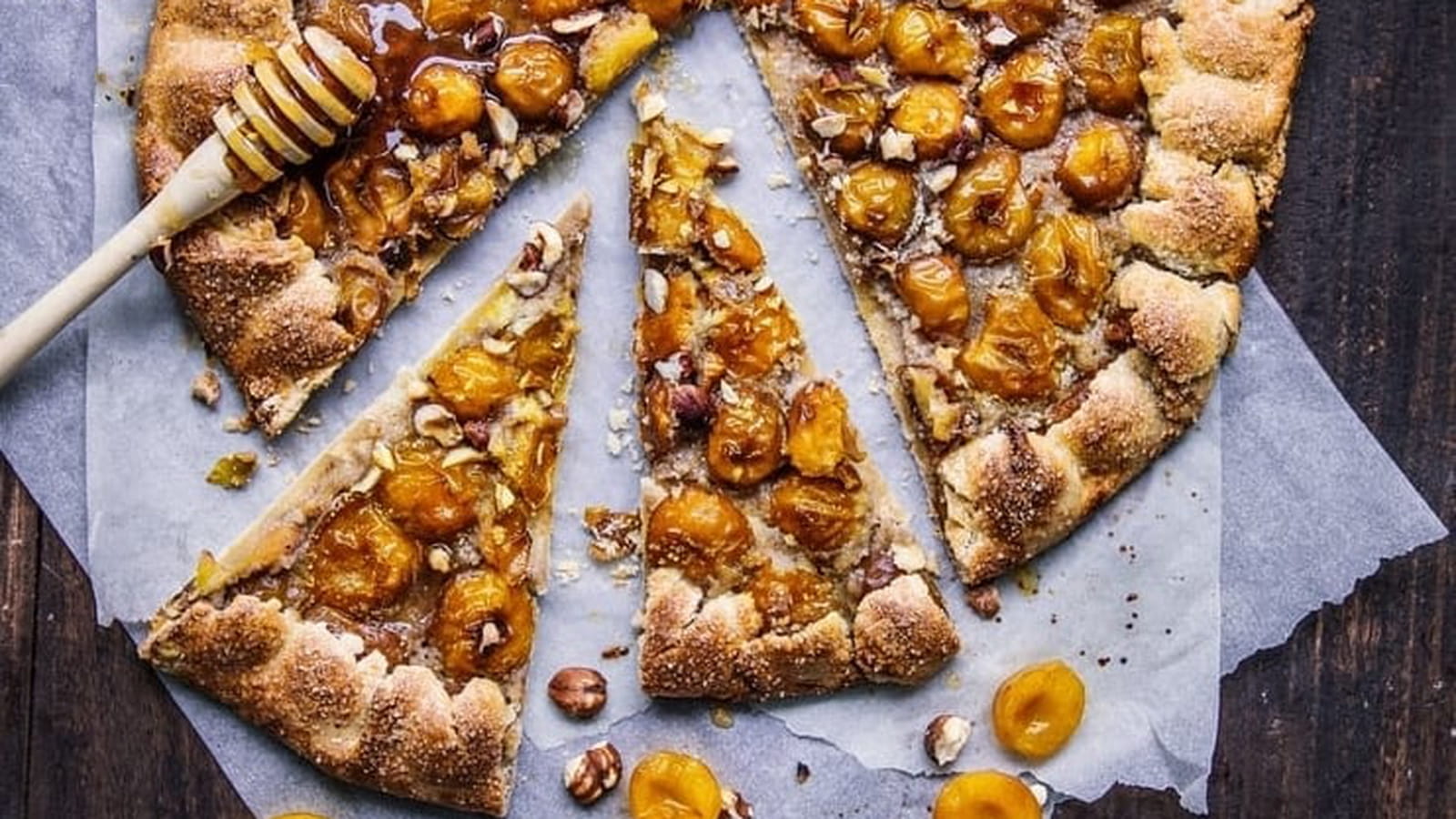 Tarte aux mirabelles et au miel
