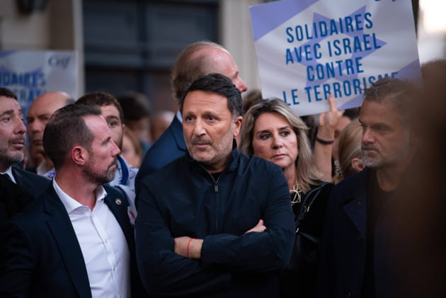 Arthur dénonce le silence autour des attentats du Hamas