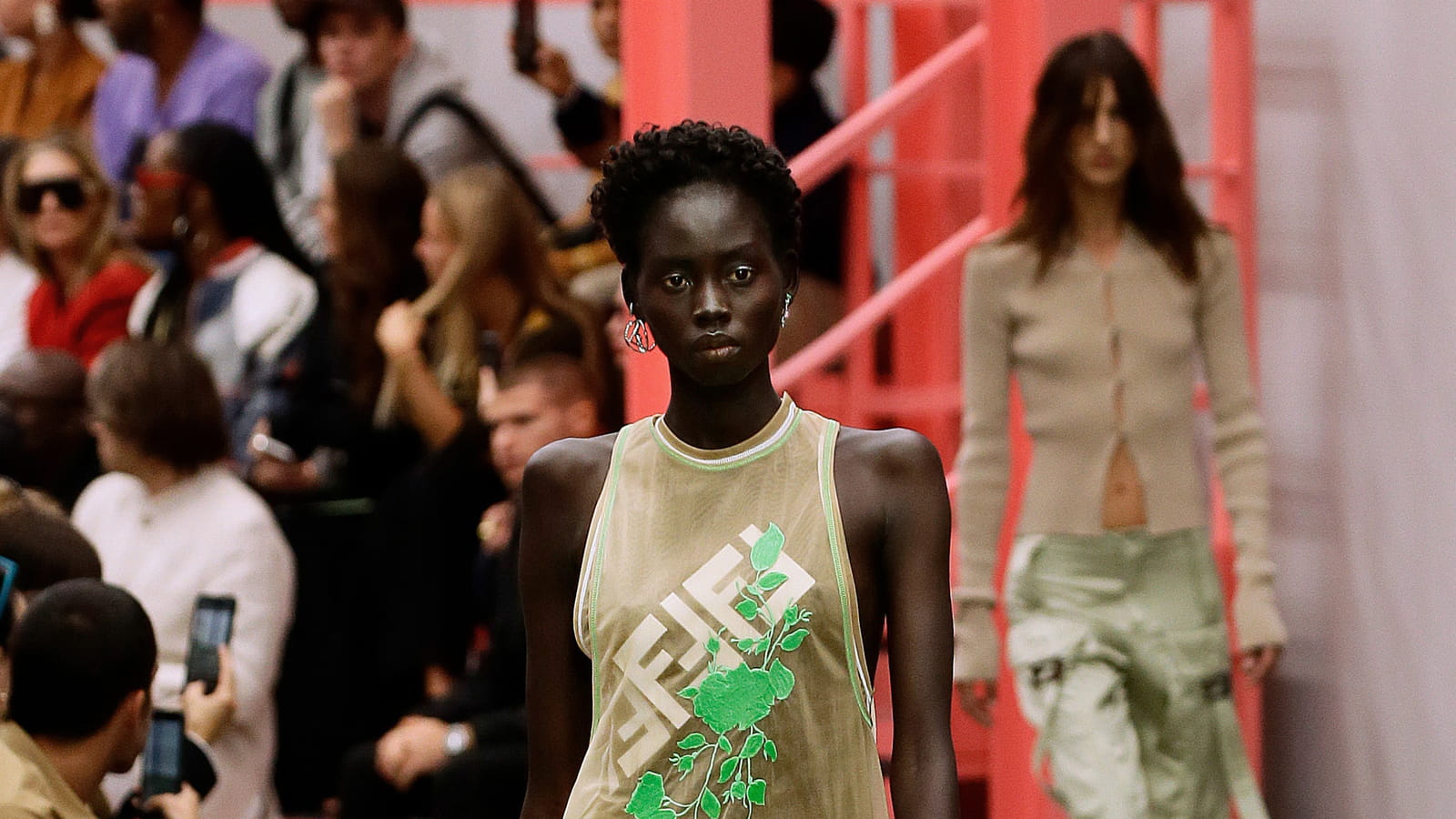 Look 3 