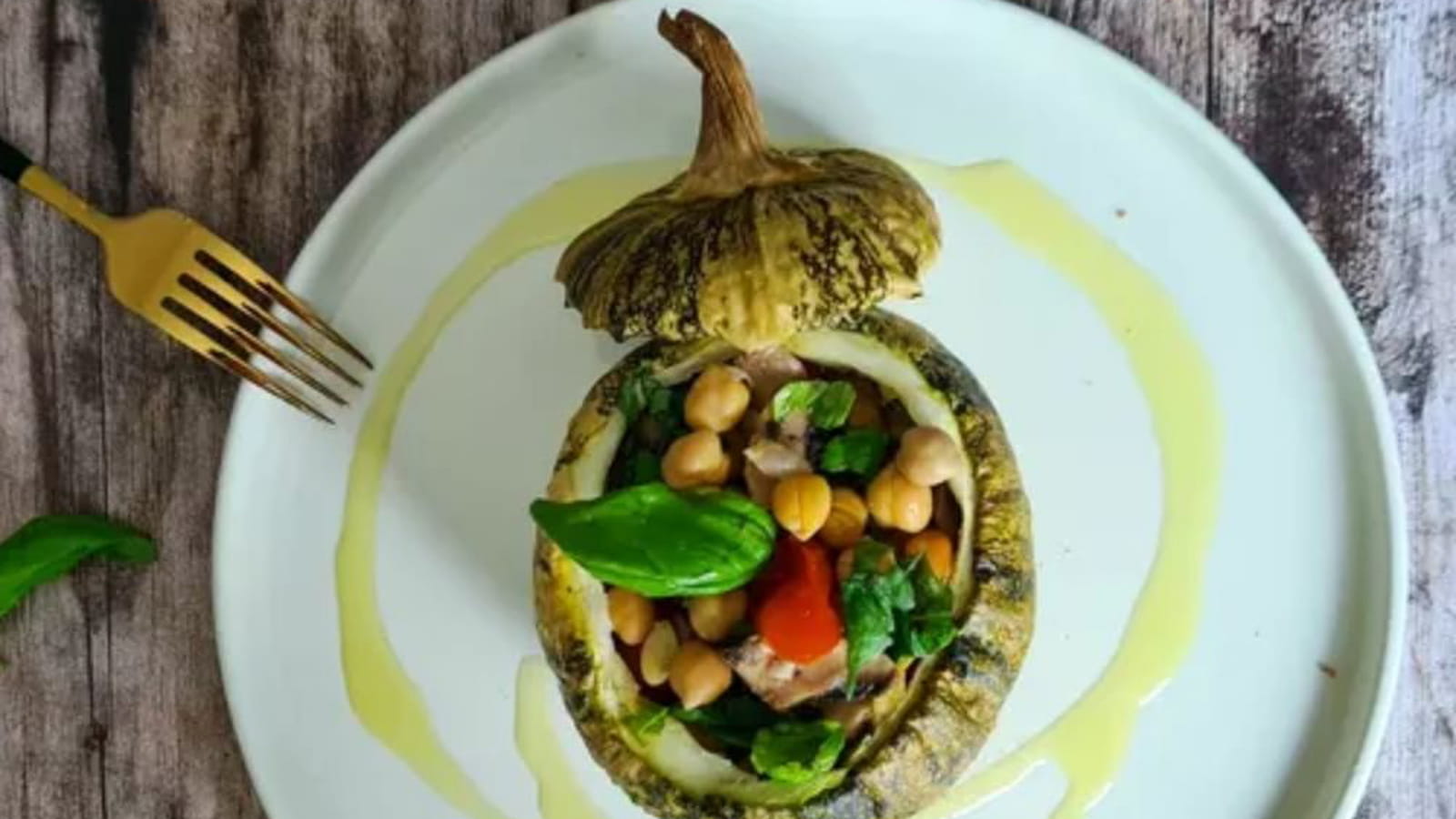 Courgette farcie aux pois chiches