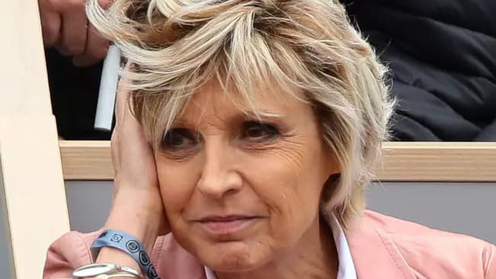 Evelyne Dhéliat