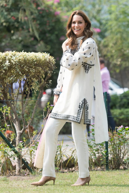 TOP : Kate Middleton en tenue traditionnelle