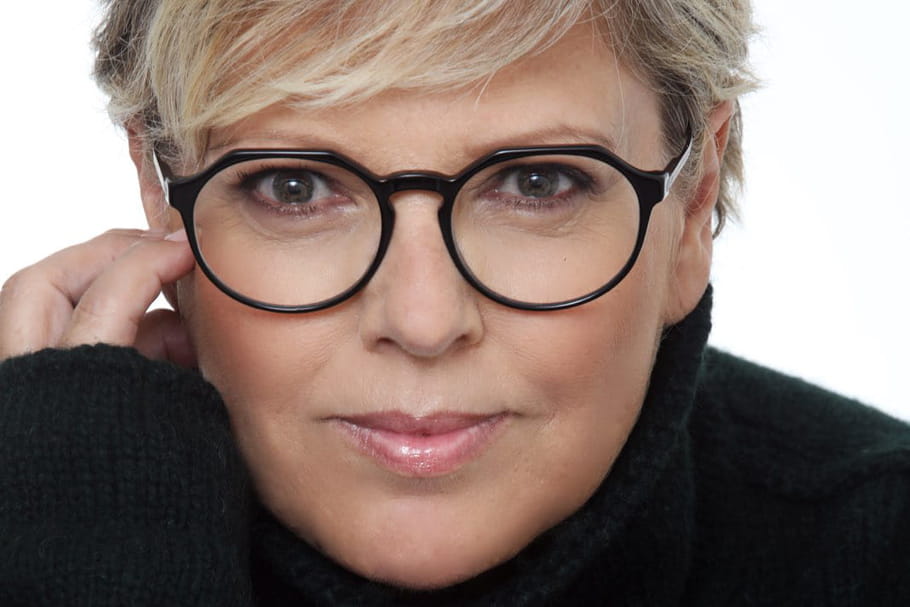 Laurence Boccolini : "Confinée, je pense à mon père qui était coiffeur barbier..."