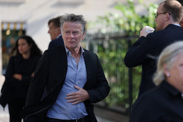 Franck Dubosc rep&eacute;r&eacute; aux obs&egrave;ques de Nicolas Altmayer, &agrave; Saint-Germain-des-Pr&eacute;s