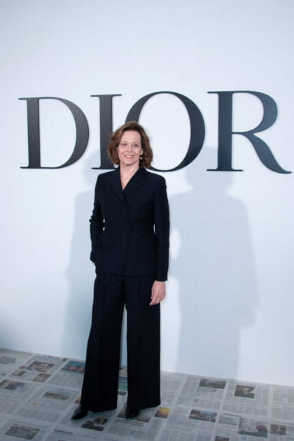 Sigourney Weaver au d&eacute;fil&eacute; Dior