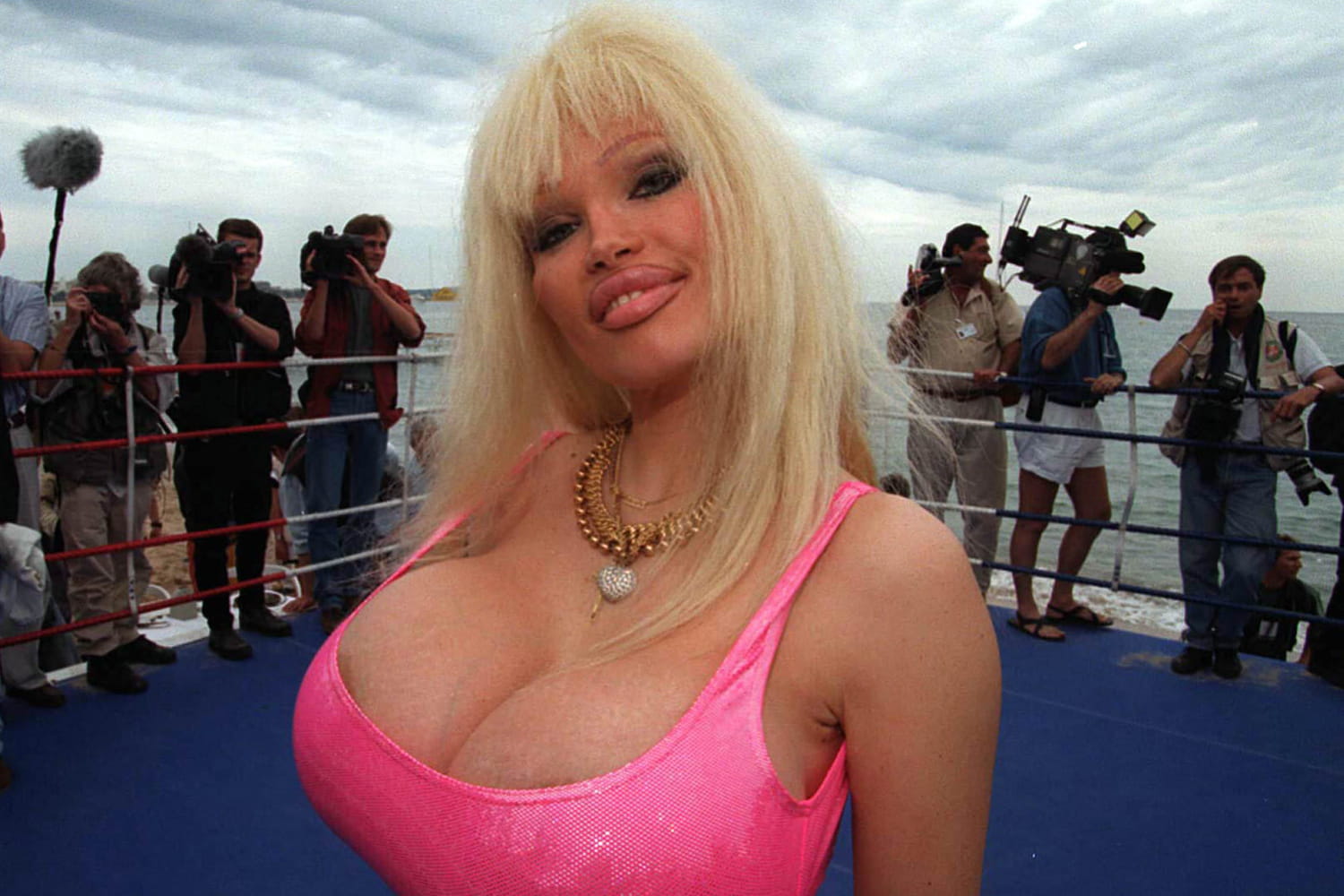 Lolo Ferrari 130 G Aurait Eu 58 Ans Le Mystere De Sa Mort