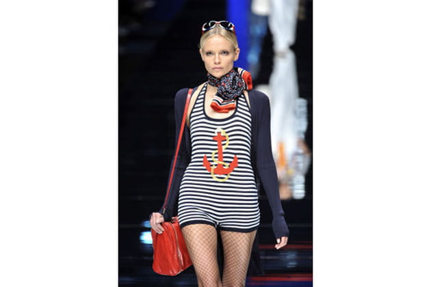 Voguez sur le style marin