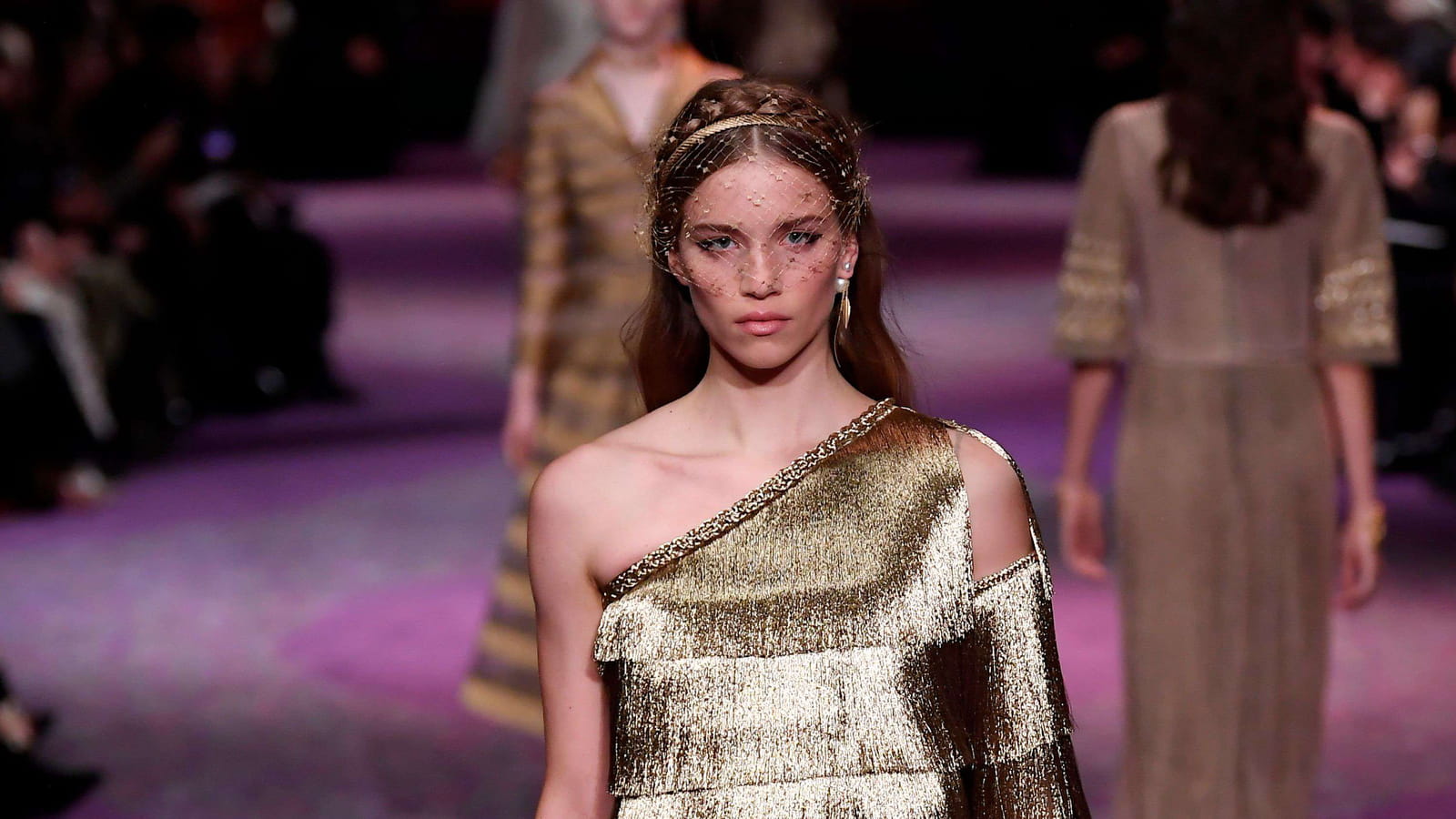 Look 12