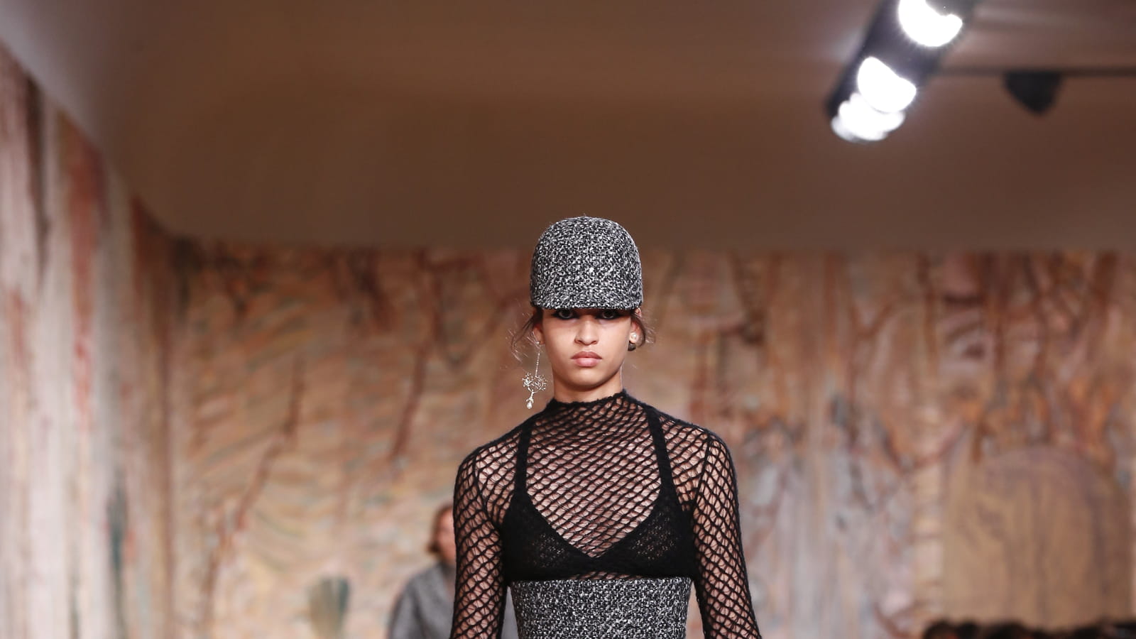 Look 2