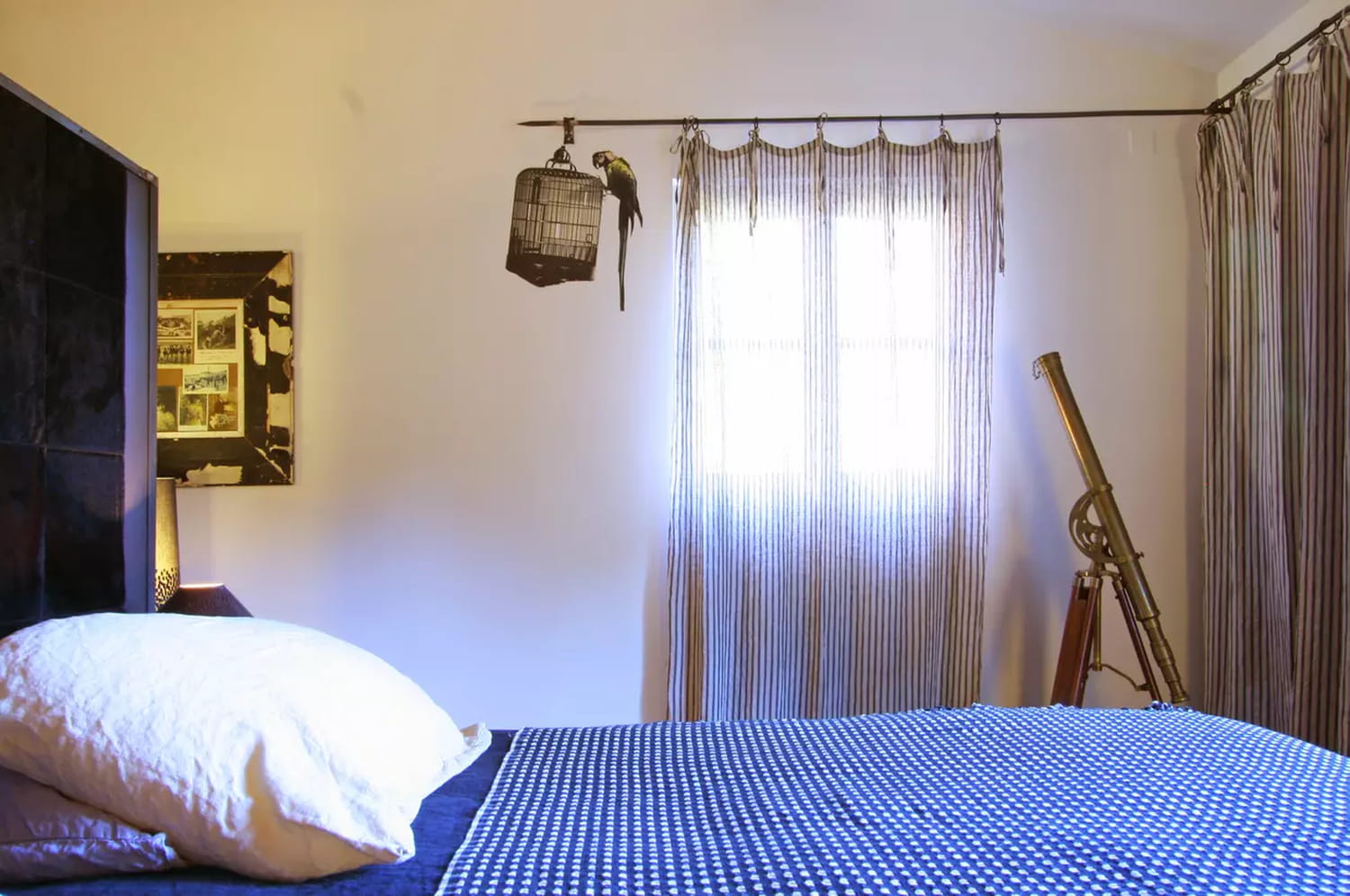 Bleu indigo : comment l'utiliser en déco ?