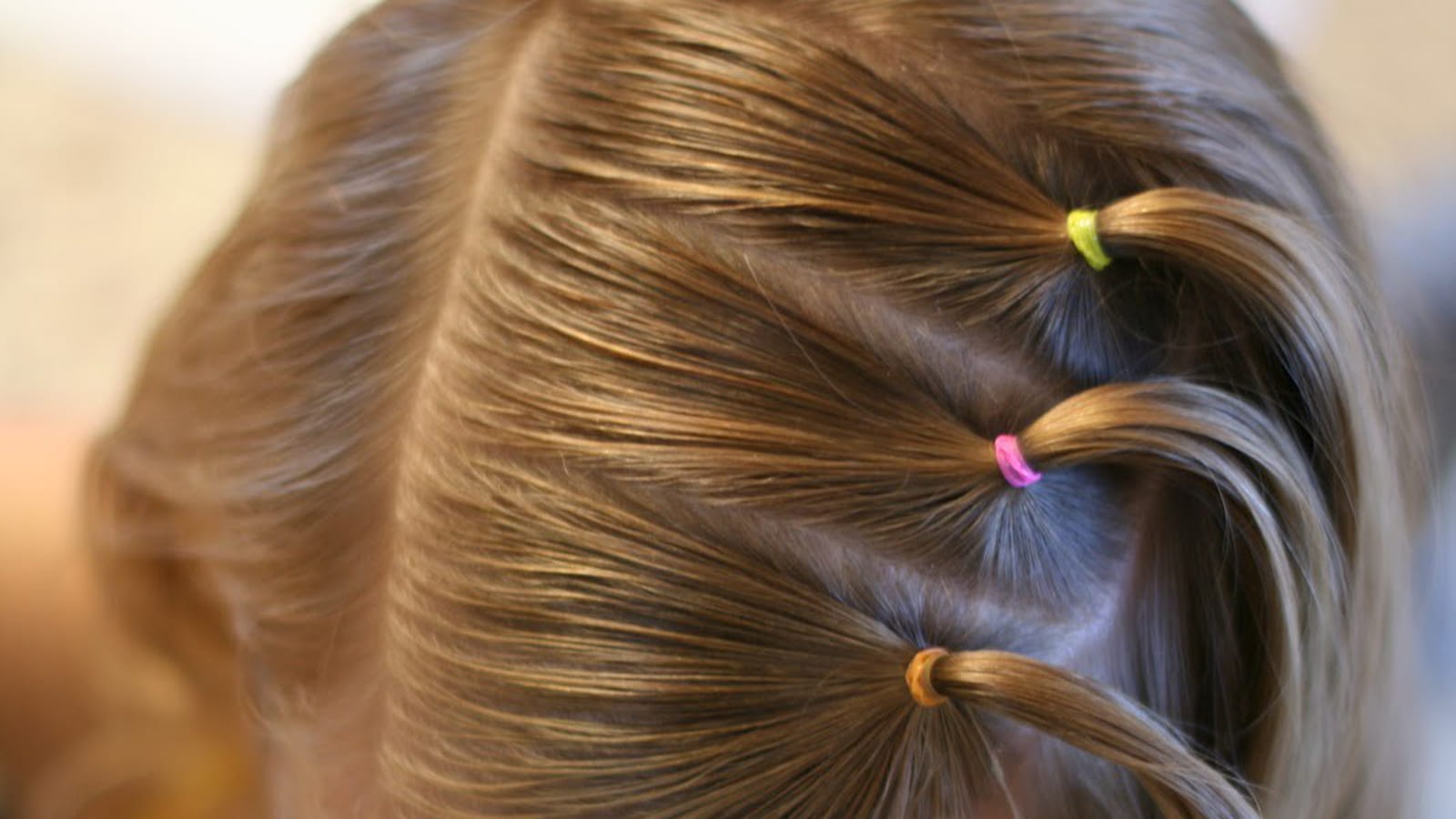 Une coiffure simple et mignonne