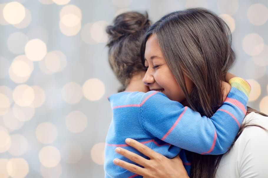 Prime à l'adoption : les aides pour les parents d'enfants adoptés