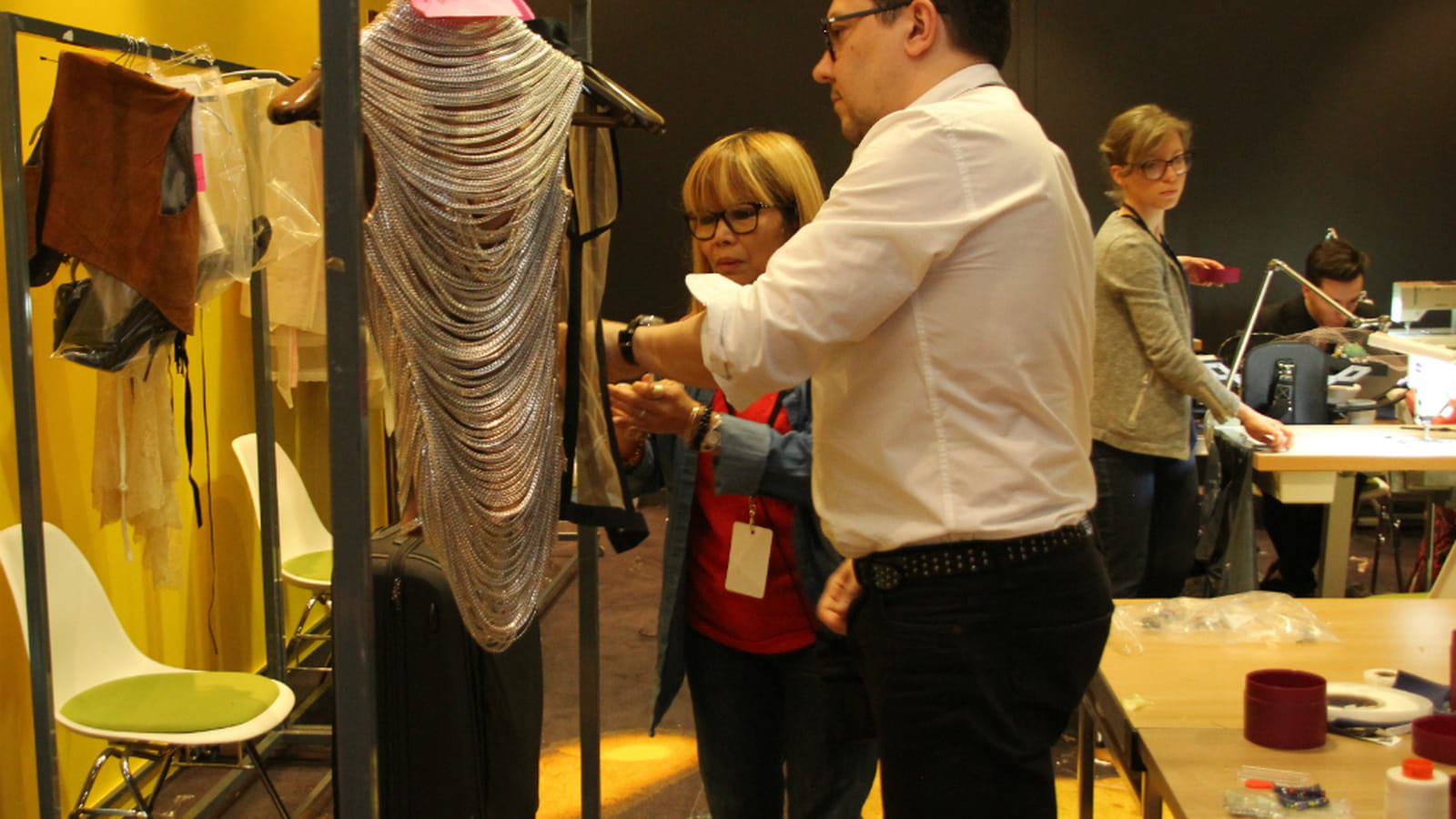 Les couturiers s'affèrent