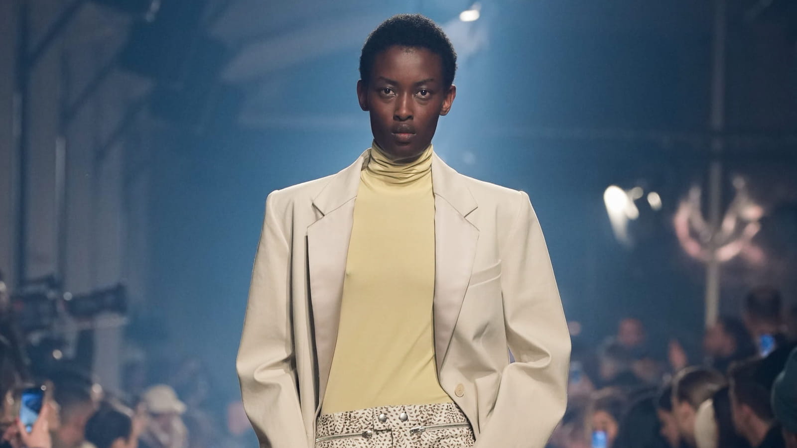 Look 2