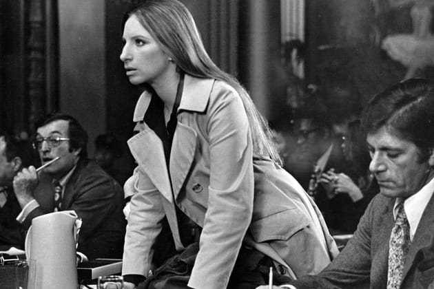 Dans "Up The Sandbox" en 1972