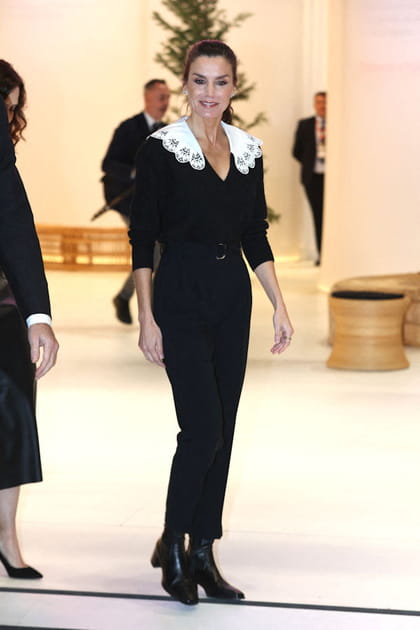 Letizia d'Espagne en top Sandro